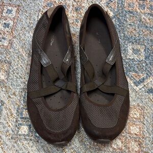 Chic Brown Mesh Loafers for Women